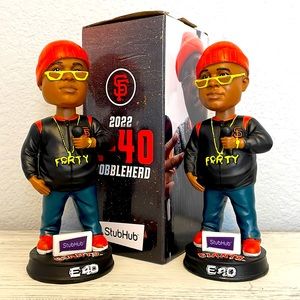 E40 BOBBLEHEADS- SF Giants Game! Set of TWO
